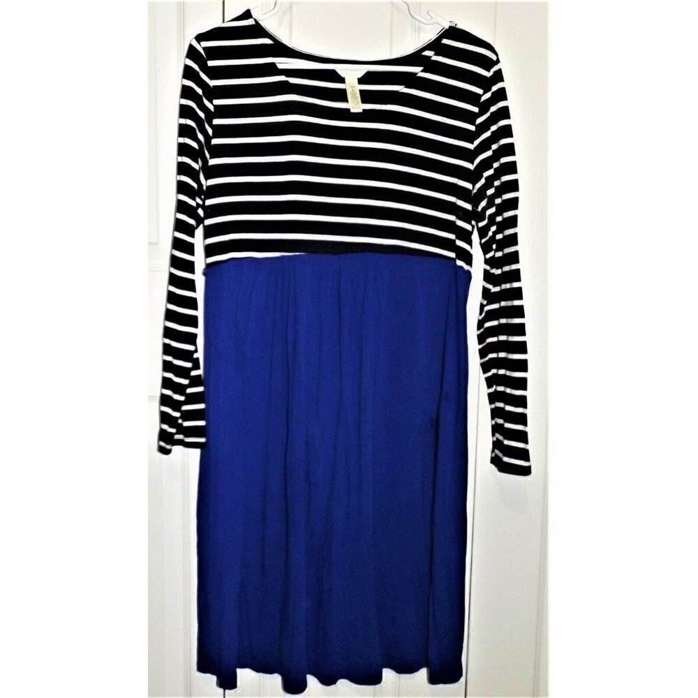 Three Seasons Maternity L Multicolor Fit and Flair Long Sleeve Dress